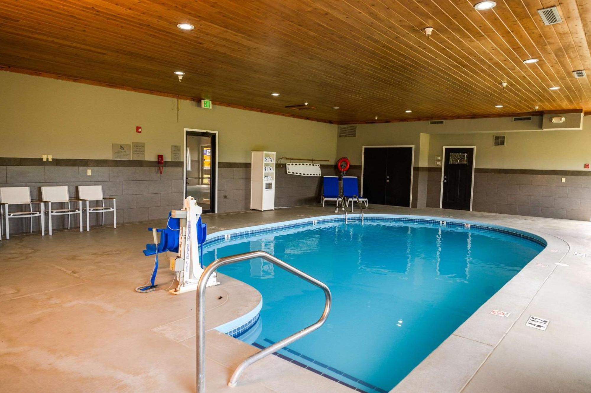 Country Inn & Suites By Radisson, Greenfield, In Zewnętrze zdjęcie